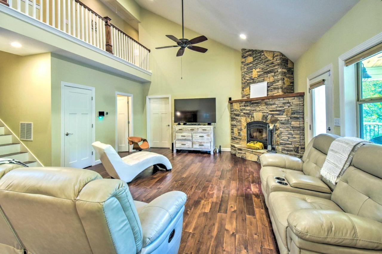 Cozy Riverside Dahlonega Home With Kayaks And Fire Pit Eksteriør billede