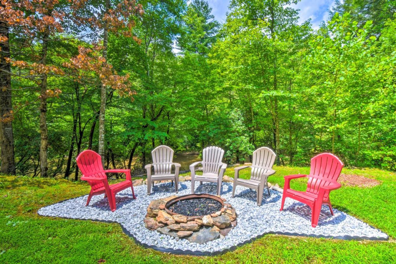 Cozy Riverside Dahlonega Home With Kayaks And Fire Pit Eksteriør billede