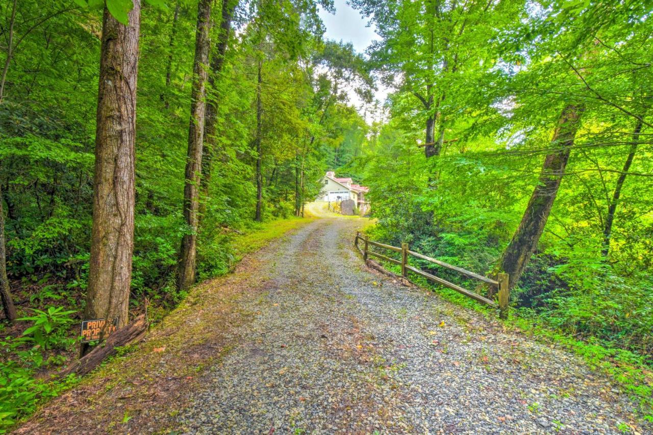 Cozy Riverside Dahlonega Home With Kayaks And Fire Pit Eksteriør billede